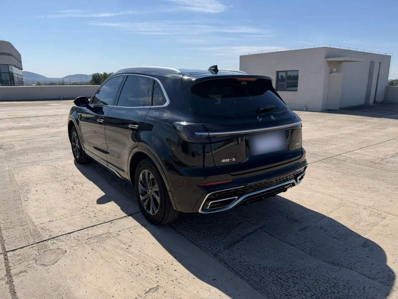 Used Hongqi HS5 2023 2.0T Qixiang Pro Edition — 32