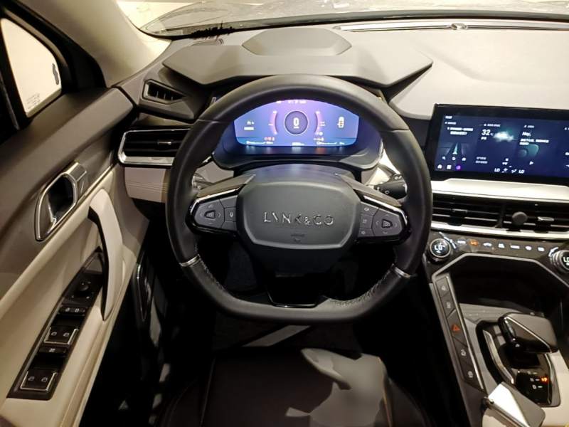 Used Lynk & Co 06 EM-P 2020 PHEV Plus — 10