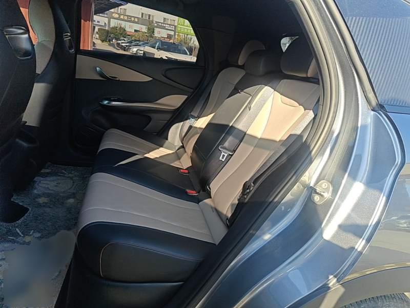 Used BYD Dolphin 2023 420 km Fashion Edition — 16