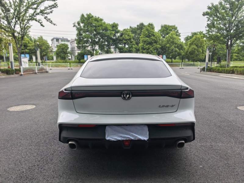 Used CHANGAN UNI-V 2024 1.5T High-Energy Version — 9