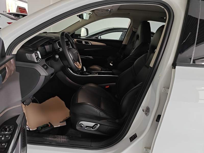 Used Lynk & Co 01 2017 2.0T Two-Wheel Drive Pro Edition — 14