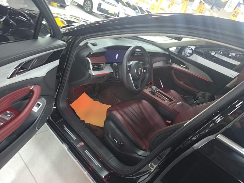 Used Hongqi H5 2025 2.0T Automatic Flag Edition – 500 000 Units Commemorative Version — 15
