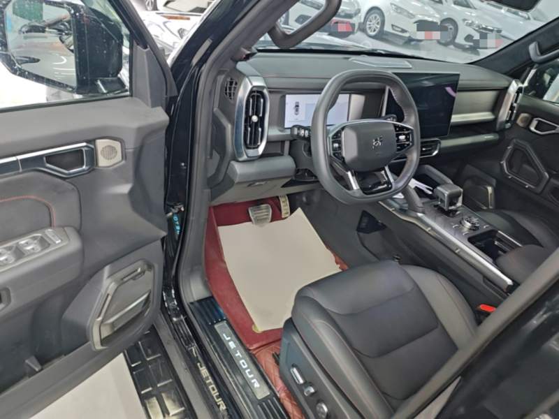 Used JETOUR Traveler 2023 2.0T All-Wheel Drive CrossPRO+ — 15