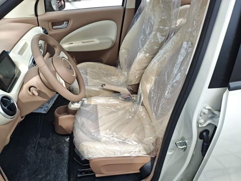 Used Wuling Hongguang MINIEV 2025 Four-Door Version Advanced Edition — 14