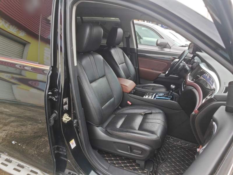 Used GAC Trumpchi GS8 2017 320T Two-Wheel Drive Luxury Smart Connectivity Version (7 Seats) — 24