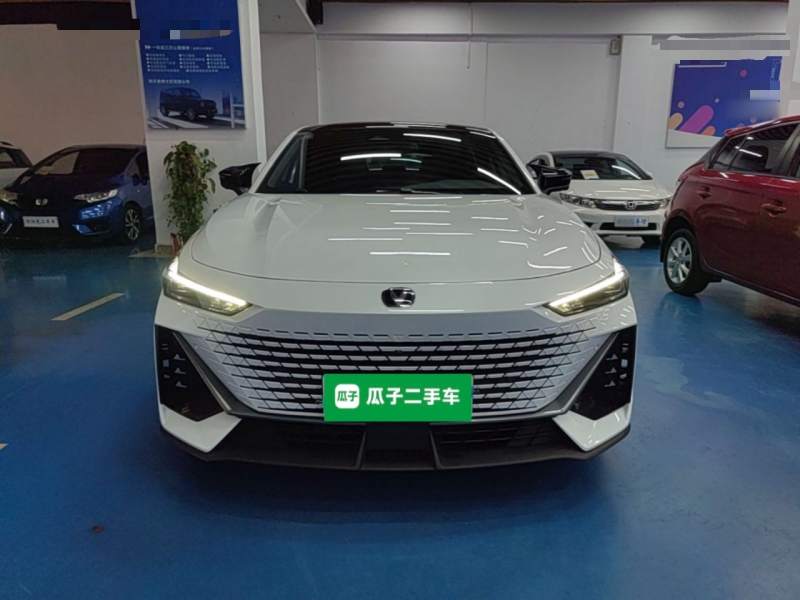 Used CHANGAN UNI-V 2023 1.5T Prestige Model — 2