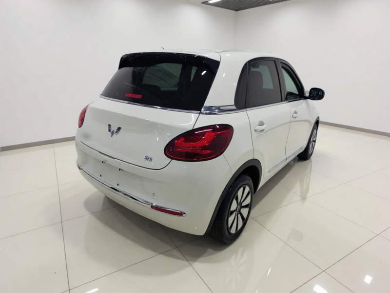 Used Wuling Bingo 2023 203km Comfort Edition — 6