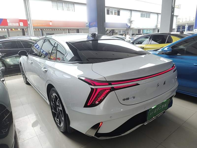Used Hongqi H6 2023 2.0T Zhiyi Version — 4