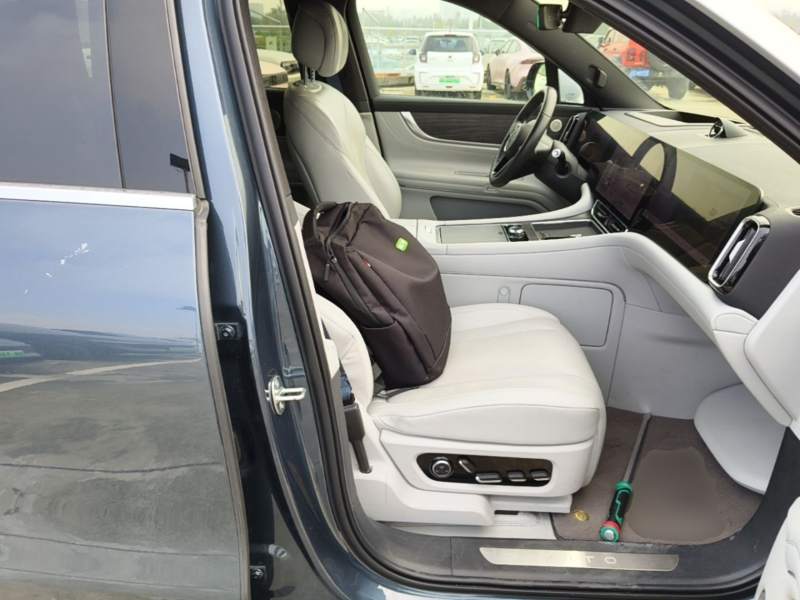 Used Hima AITO M9 2024 Range-Extended Ultra Version 42 kWh 6-Seater Model — 24