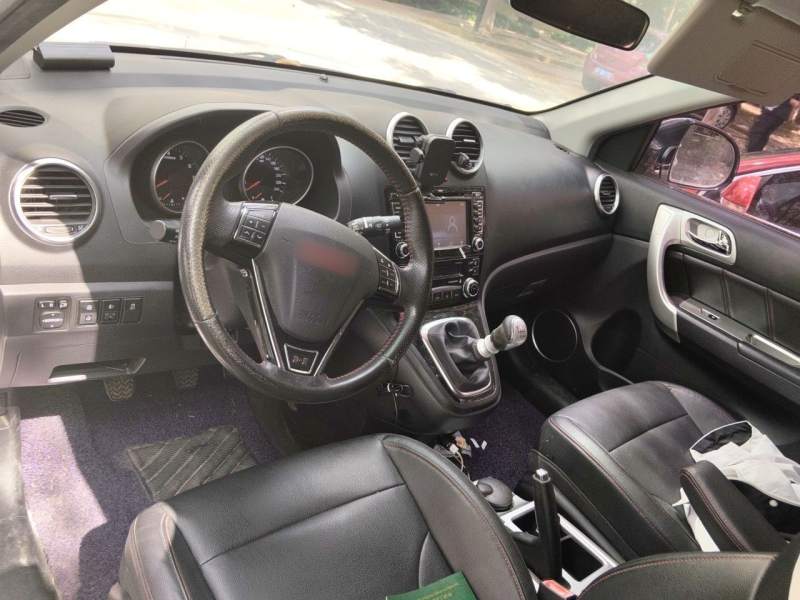 Used Haval H6 2015 Upgraded Model 1.5T Manual Two-Wheel Drive Elite Version — 5