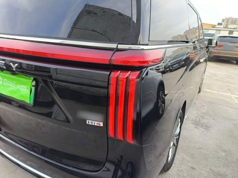 Used Wey Gaoshan 2025 Four-Wheel Drive Alpine 8 — 7