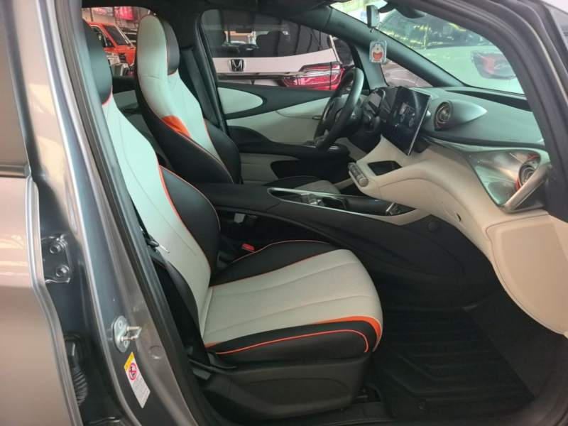 Used BYD Dolphin 2021 405 km Fashion Edition — 24