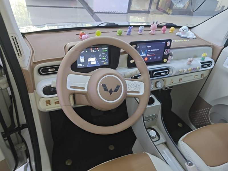 Used Wuling Hongguang MINIEV 2024 3rd Generation 215km Advanced Version — 10