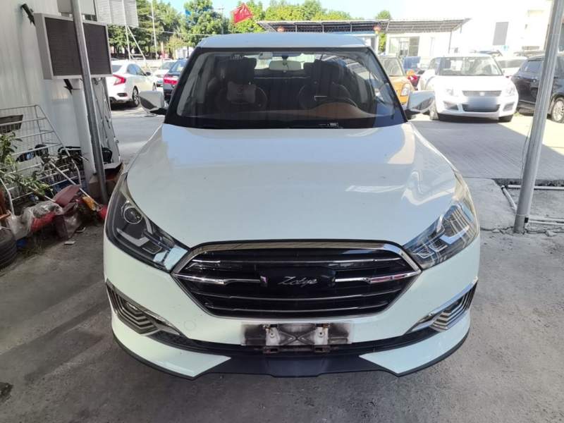 Used Zotye T300 2017 1.5L Manual Luxury Model – Luxury — 2