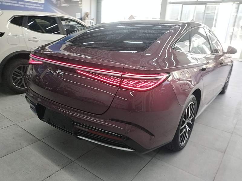 Used BYD Seal 2023 DM-i 1.5T 121km Prestige Model — 6