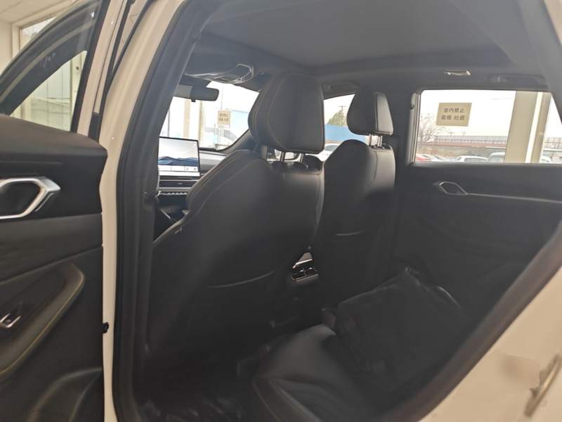 Used Geely Auto Coolray 2025 Bin Yue L 1.5T DCT Starlight Edition — 16
