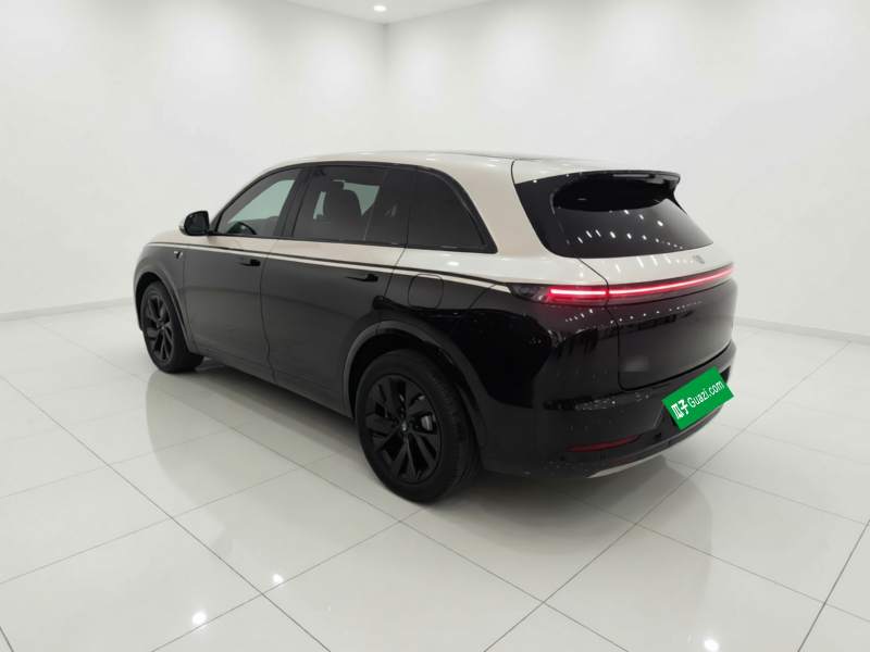 Used Li Auto L7 2023 Air model — 4