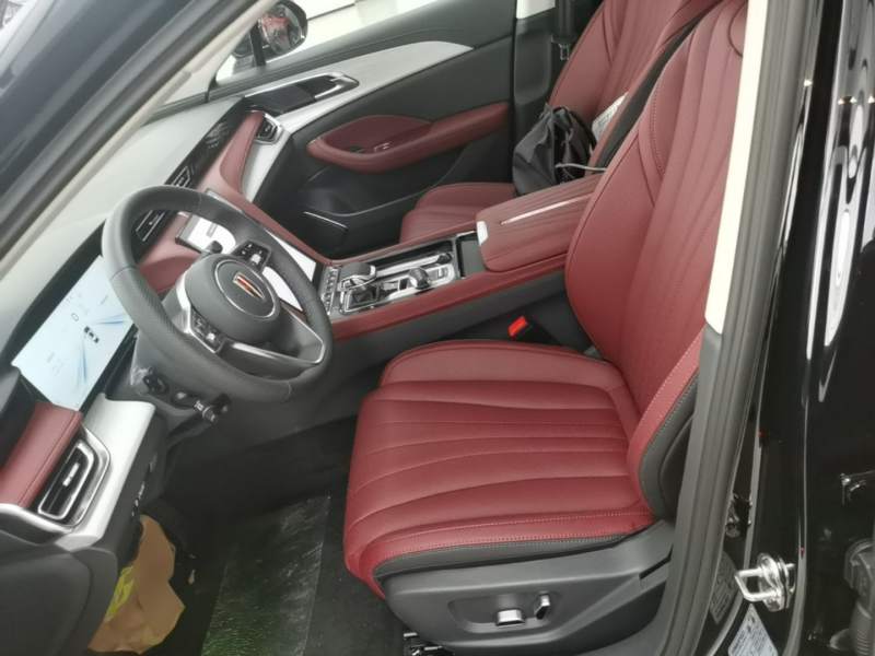 Used Hongqi H5 PHEV 2025 130 Super Hybrid Version — 14