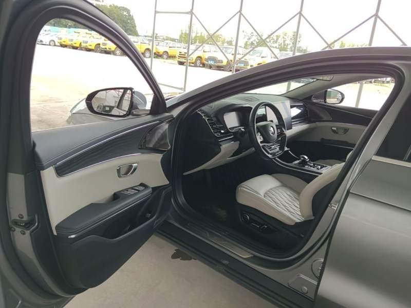 Used BYD Han 2020 EV Long-Range Deluxe Model — 15