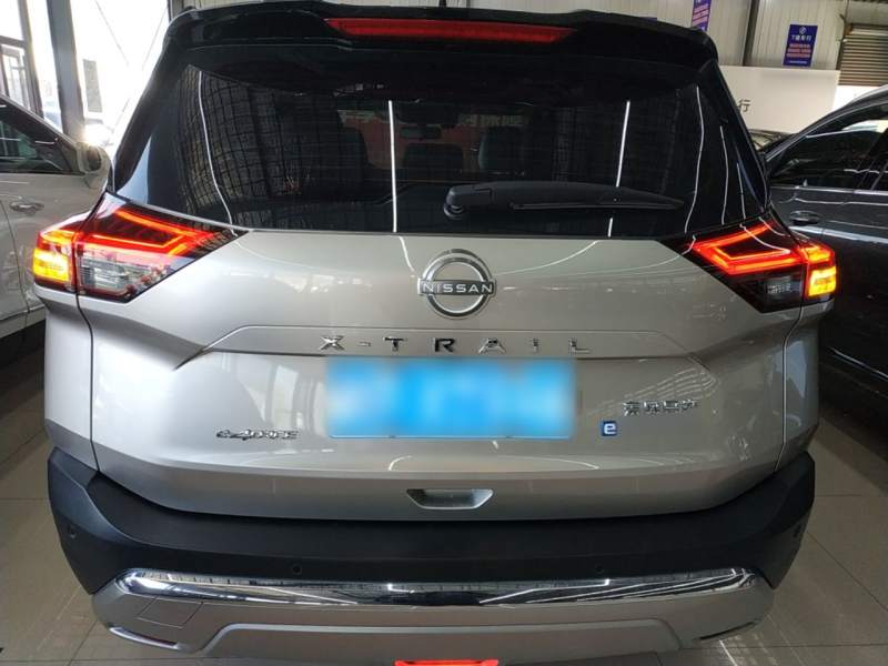 Used Nissan X-Trail 2023 e-POWER Ultra-Hybrid Dual-Motor All-Wheel-Drive Luxury Edition — 5