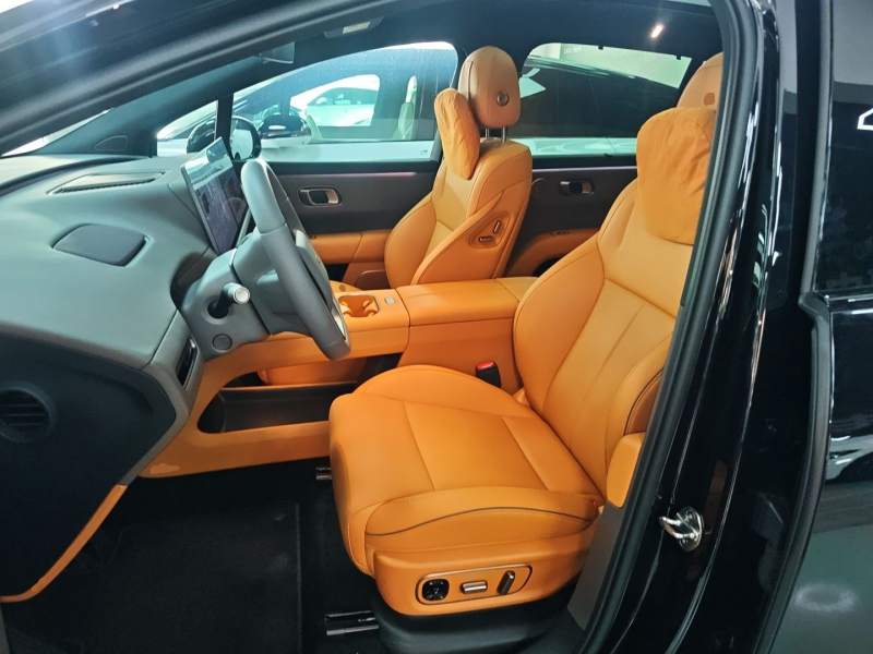 Used Li Auto i6 2025 Model Two-Wheel-Drive Standard Type — 14