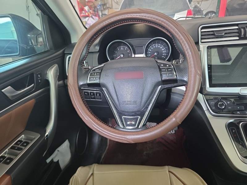 Used Haval H6 2015 Sport Edition 1.5T Automatic Two-Wheel Drive Luxury Model – Luxury — 11