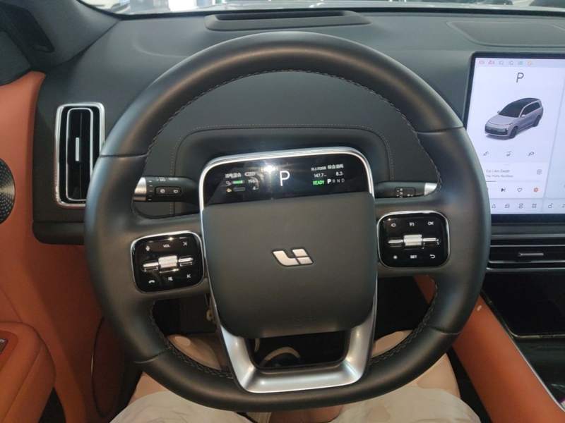 Used Li Auto L9 2025 Ultra Smart Refreshed Edition — 10