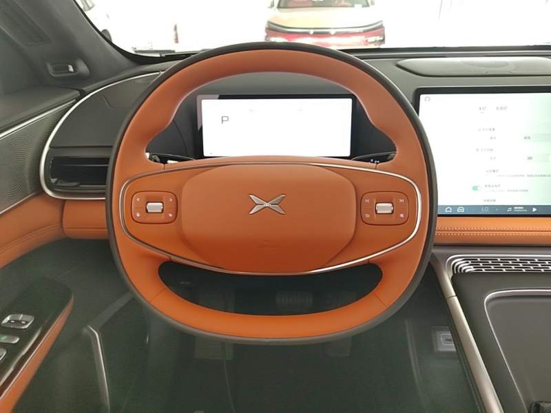 Used XPeng G9 2025 725 with Ultra-Long Range Max — 10