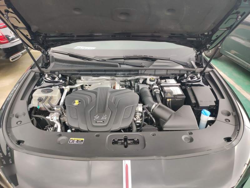 Used Hongqi H5 2024 2.0T Automatic Smart Connect Flagship Edition – Chinese Trim Xiang — 15