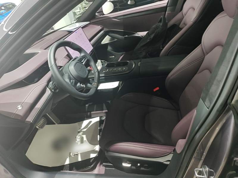 Used Xiaomi Auto SU7 2024 Four-Wheel Drive Ultra-Long Range Advanced Intelligent Driving Max Edition — 14