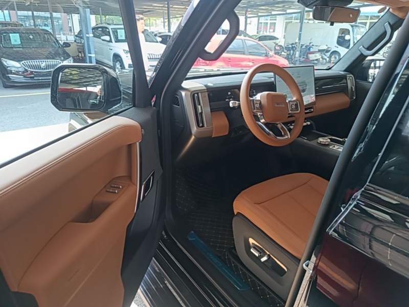 Used iCAR V27 2026 Model 200KM Four-Wheel Drive Falcon 500 — 15