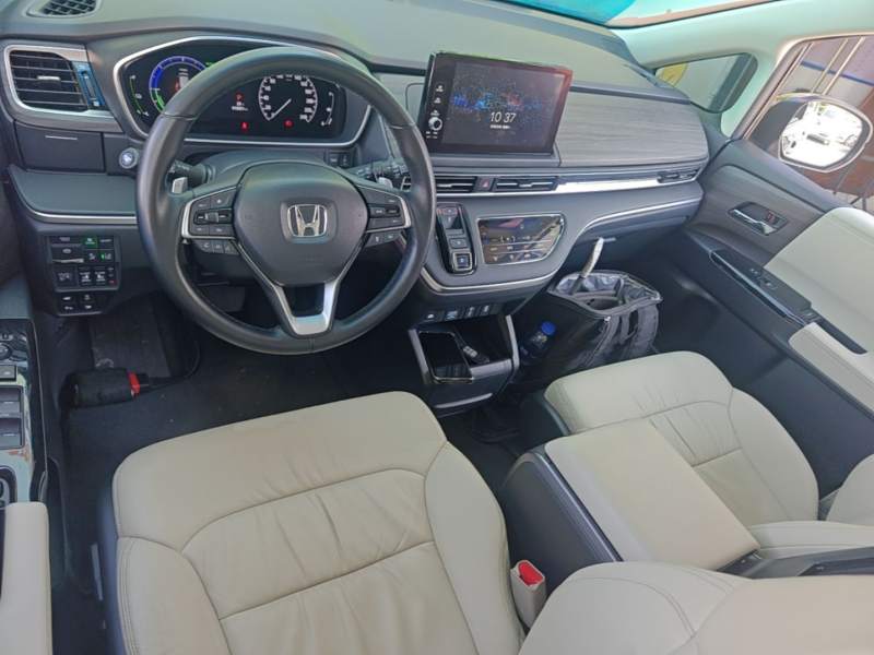 Used Honda Odyssey 2022 2.0L eHEV Prestige Four-Seater Edition — 9