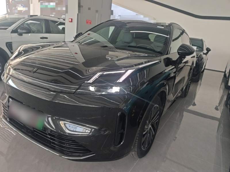 Used Lynk & Co 08 EM-P 2023 120km Long-Range Halo — 1