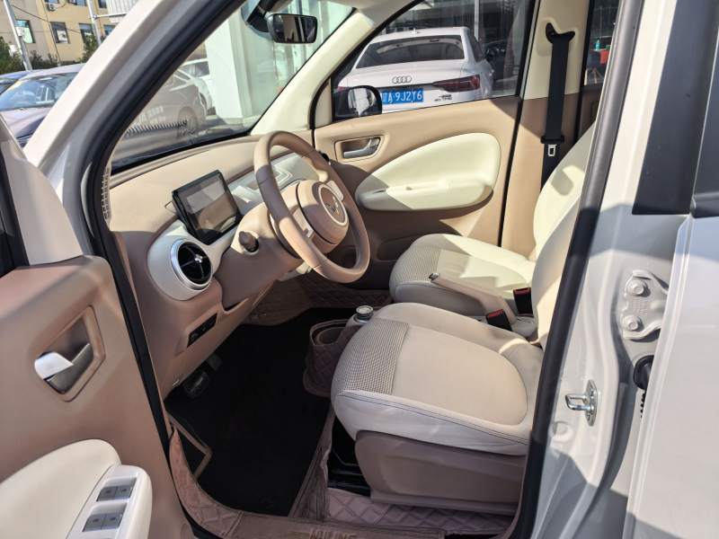 Used Wuling Hongguang MINIEV 2025 Four-Door Version Premium Edition — 13