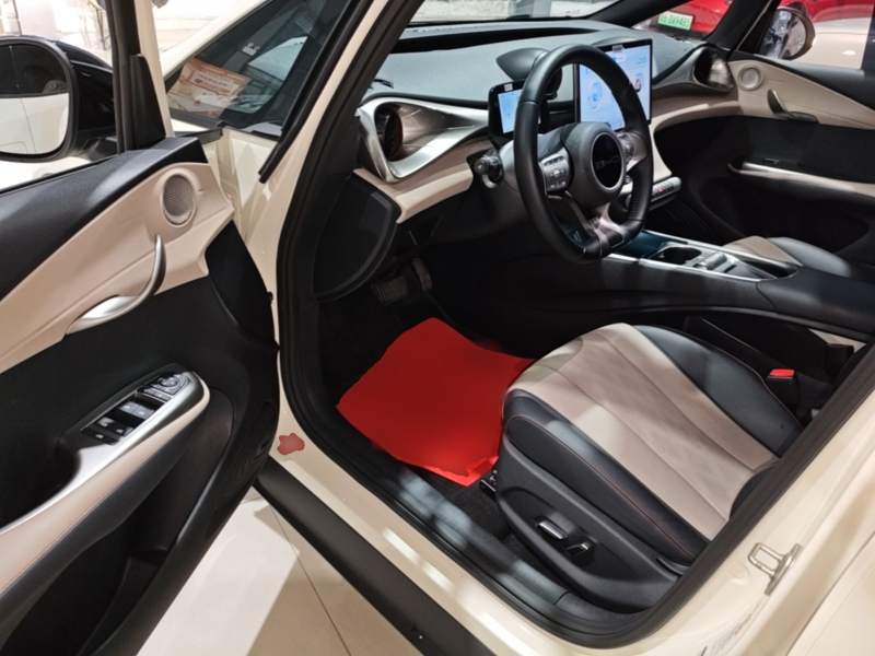 Used BYD Dolphin 2023 420 km Fashion Edition — 15
