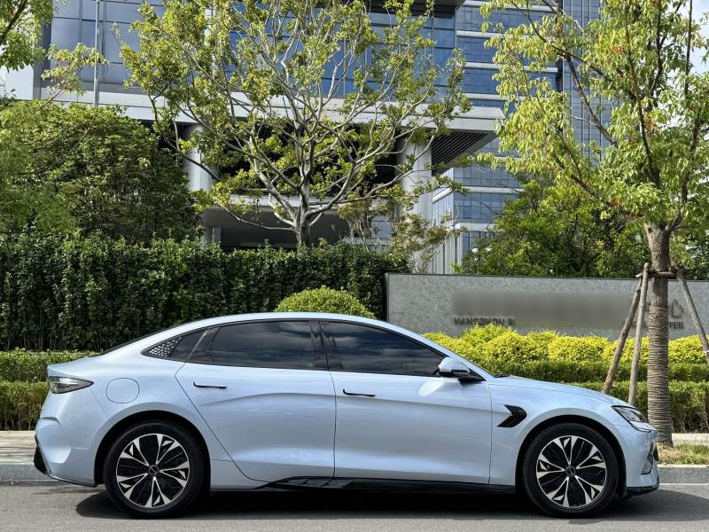 Used BYD Seal 2022 550 km Standard Range Rear-Wheel Drive Prestige Version — 31