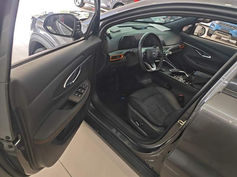 Used CHANGAN UNI-T 2022 1.5T Prestige Version — 15