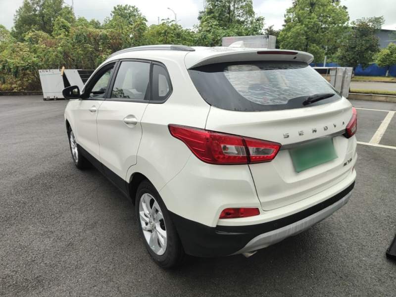Used BAIC Senova X55 2016 1.5L Manual Comfort Version — 4