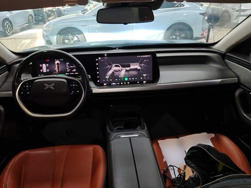 Used XPeng P7 2022 480 Standard Range Smart Drive Edition — 10