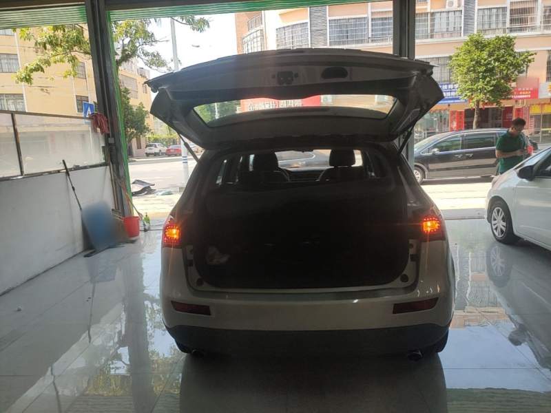 Used Zotye T600 2015 1.5T Manual Elite Model — 18