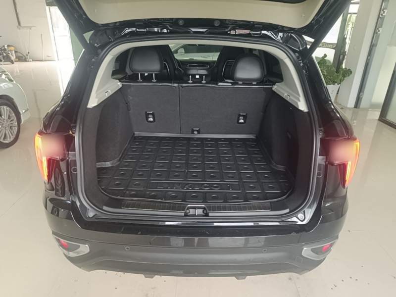 Used Lynk & Co 01 2017 2.0T Two-Wheel Drive Pro Edition — 18