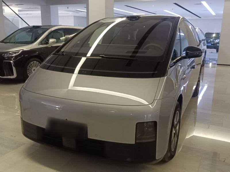 Used Li Auto MEGA 2025 Ultra Smart Refreshed Edition