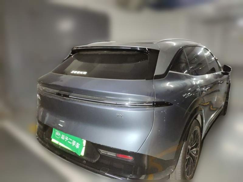Used Zeekr 7X 2025 100 kWh Long-Range Rear-Wheel Drive with Intelligent Driving Features — 4