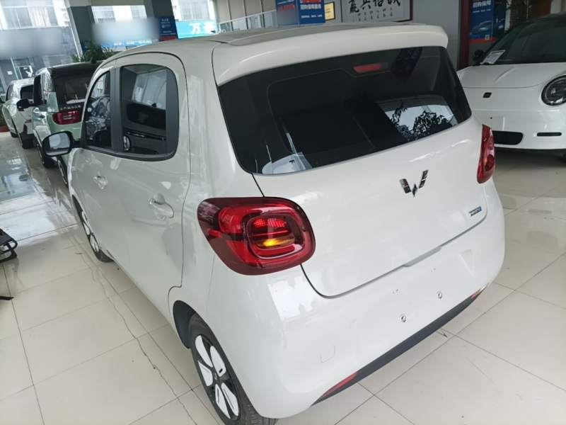 Used Wuling Hongguang MINIEV 2025 Four-Door Version Advanced Edition — 4