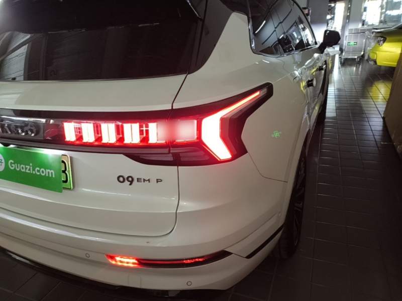 Used Lynk & Co 09 EM-P 2023 2.0TD EM-P Long-Range Version PM 7-Seater — 7