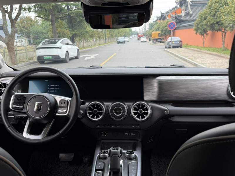 Used Tank 300 2023 City Edition 2.0T—Stylish as Ever — 35