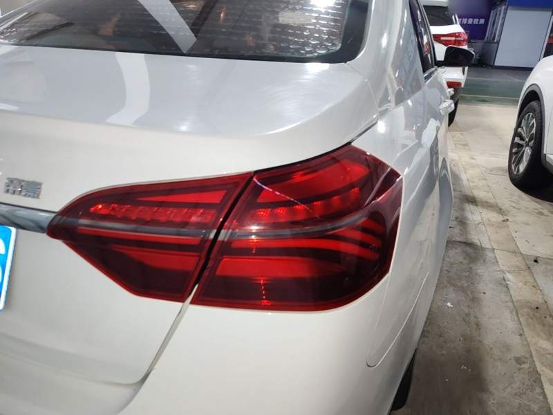 Used Geely Auto Emgrand 2017 Sedan Million Edition 1.5L CVT Upward Connectivity Version — 7