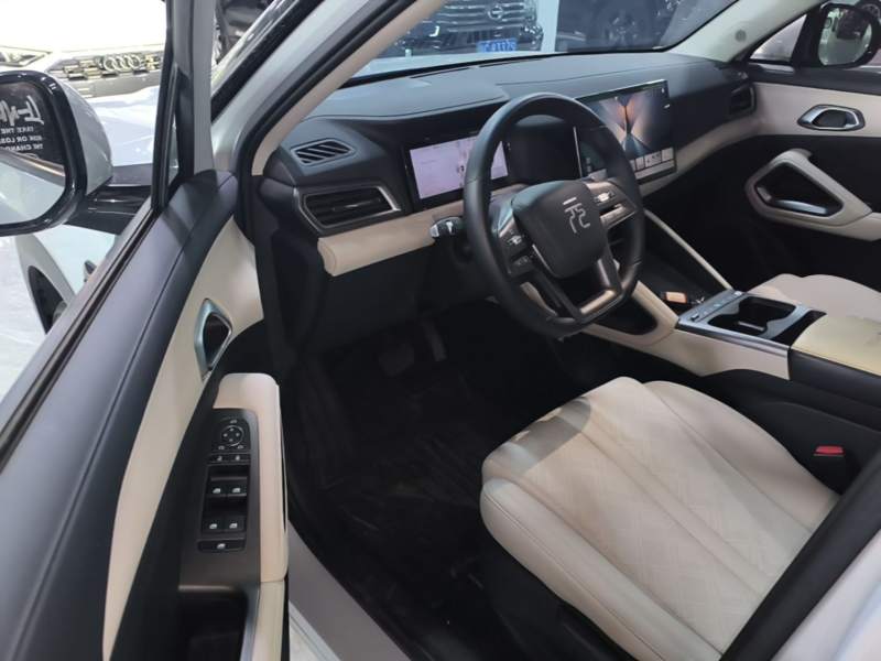 Used BYD Yuan UP 2025 Intelligent Driving Version 401 KM Dynamic Edition — 15