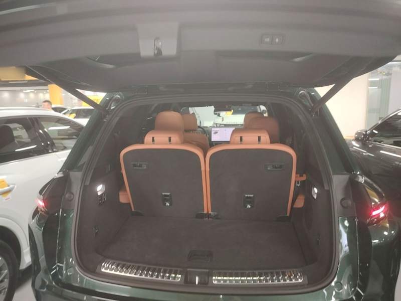 Used Li Auto L8 2025 Max Smart Refresh Edition — 18