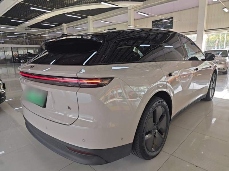 Used Li Auto i6 2025 Model Two-Wheel-Drive Standard Type — 6